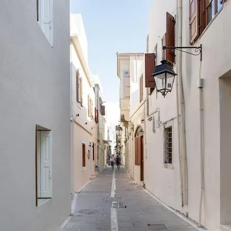 Beauty And Comfort For Relax & Work In