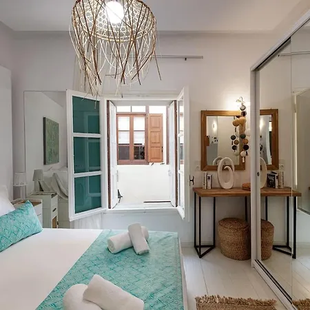 Beauty And Comfort For Relax & Work In